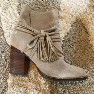 ALDO BOOTS size 8 worn once